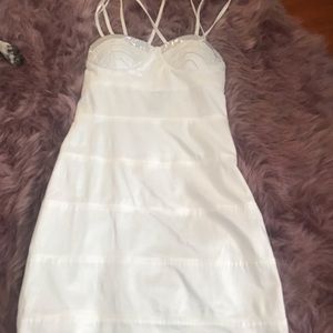 Tea if white dress size S